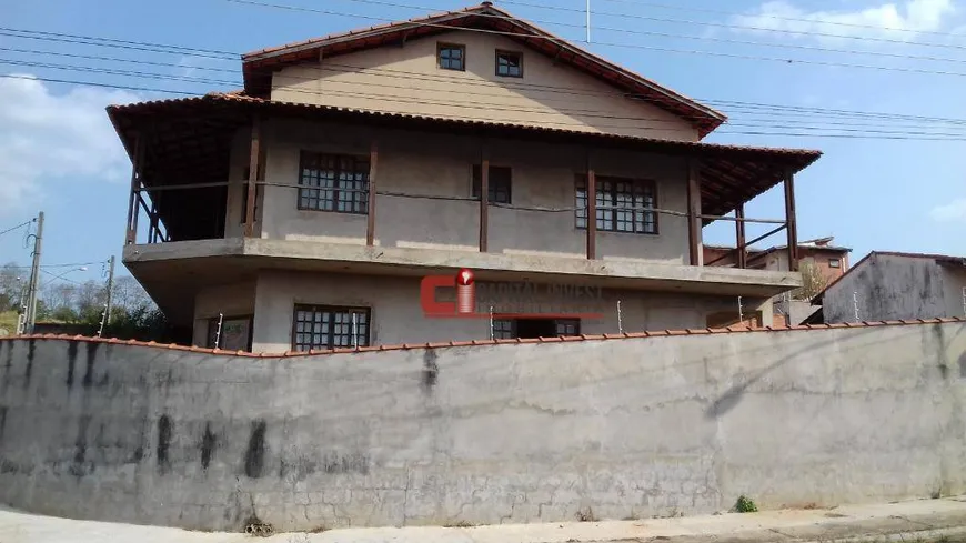 Foto 1 de Casa com 3 Quartos à venda, 278m² em Nova Jaguariuna , Jaguariúna