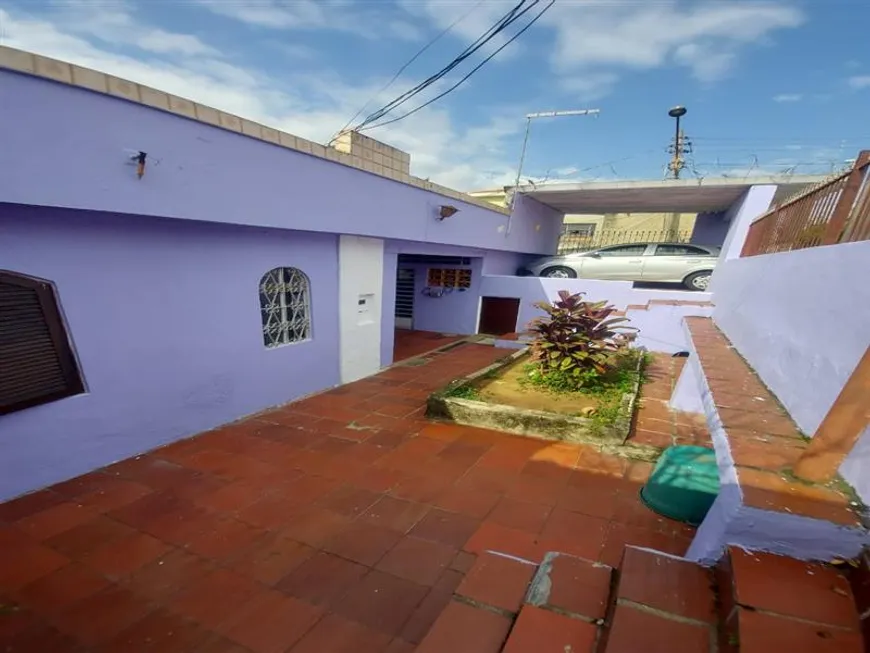 Foto 1 de Casa com 2 Quartos à venda, 90m² em Vila Brasilina, São Paulo