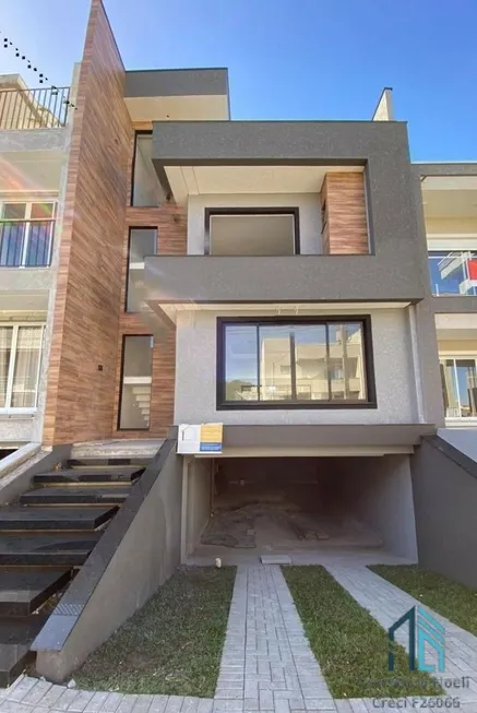 Foto 1 de Casa com 3 Quartos à venda, 206m² em Pinheirinho, Curitiba