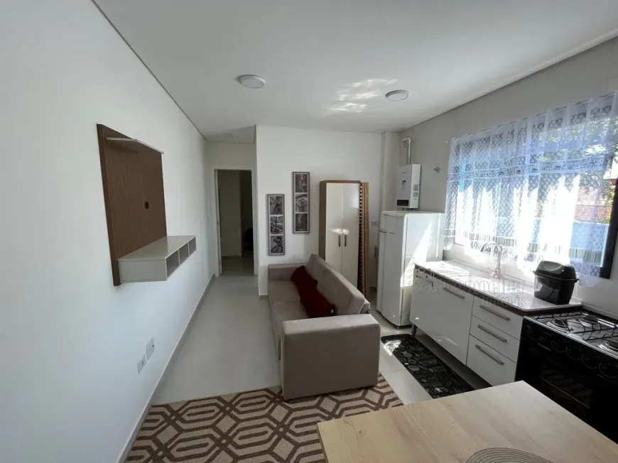 Foto 1 de Apartamento com 1 Quarto para alugar, 28m² em Cajuru, Curitiba