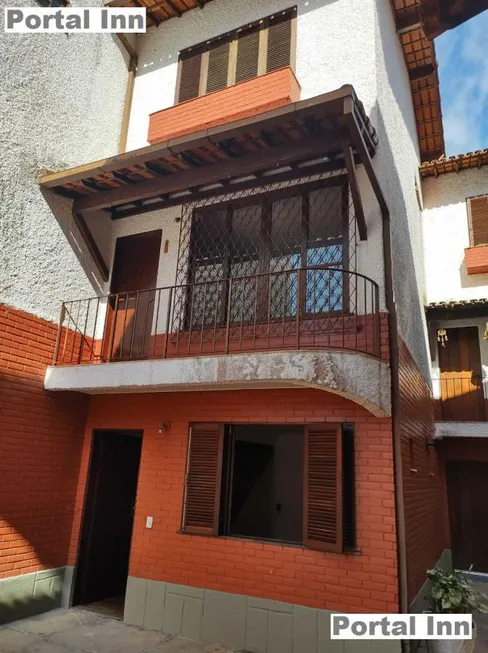 Foto 1 de Casa de Condomínio com 3 Quartos para alugar, 93m² em Cascata dos Amores, Teresópolis