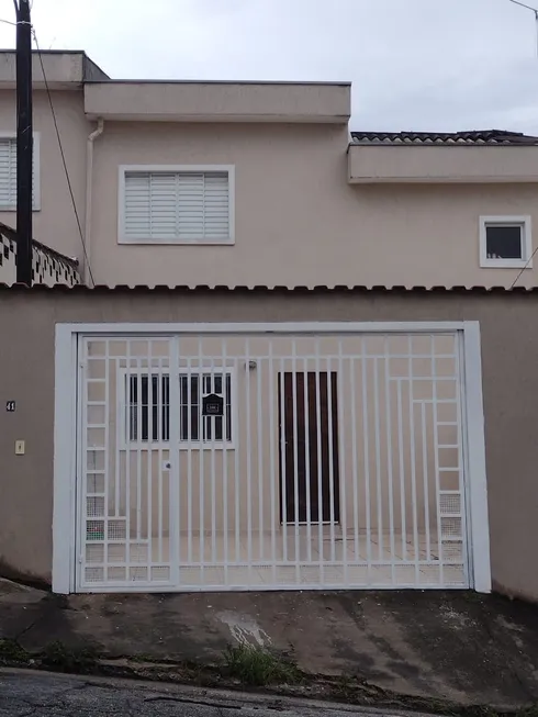 Foto 1 de Casa com 2 Quartos para alugar, 65m² em Vila Vasconcelos , São Paulo