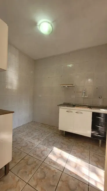 Foto 1 de Apartamento com 1 Quarto para alugar, 40m² em Jaragua, São Paulo