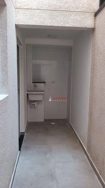 Foto 1 de Apartamento com 1 Quarto para alugar, 30m² em Vila Zanardi, Guarulhos