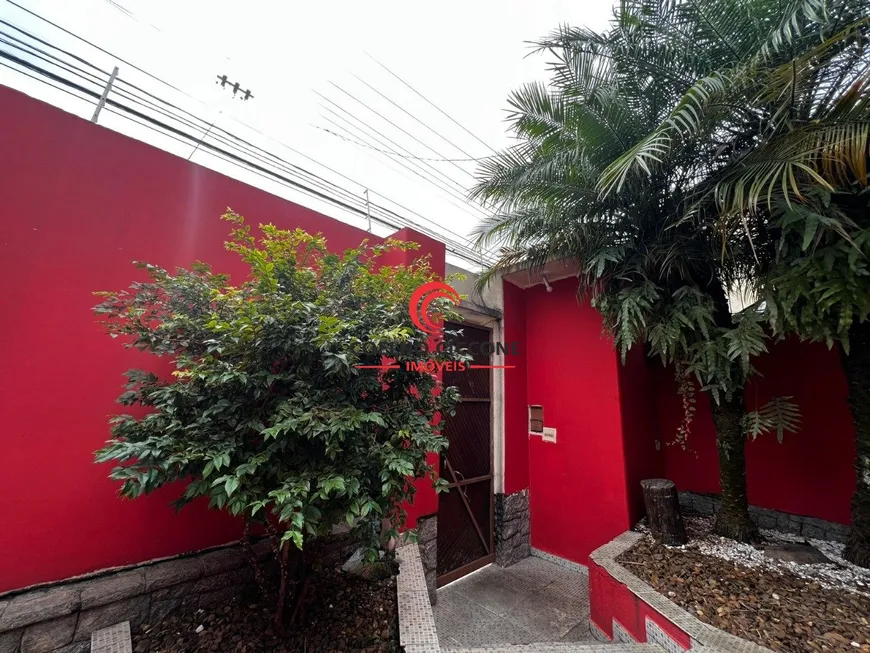 Foto 1 de Casa com 3 Quartos para alugar, 200m² em Santa Paula, São Caetano do Sul