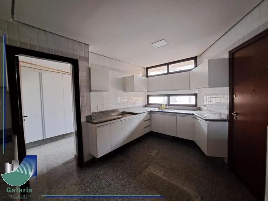 Foto 1 de Apartamento com 3 Quartos à venda, 222m² em Centro, Ribeirão Preto