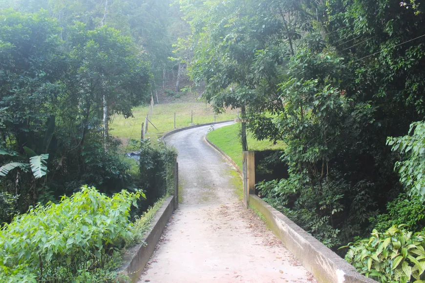 Foto 1 de Lote/Terreno à venda, 100m² em Duarte Silveira, Petrópolis