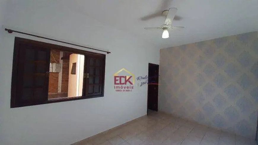 Foto 1 de Sobrado com 3 Quartos à venda, 234m² em Parque Residencial Alvorada, Caçapava