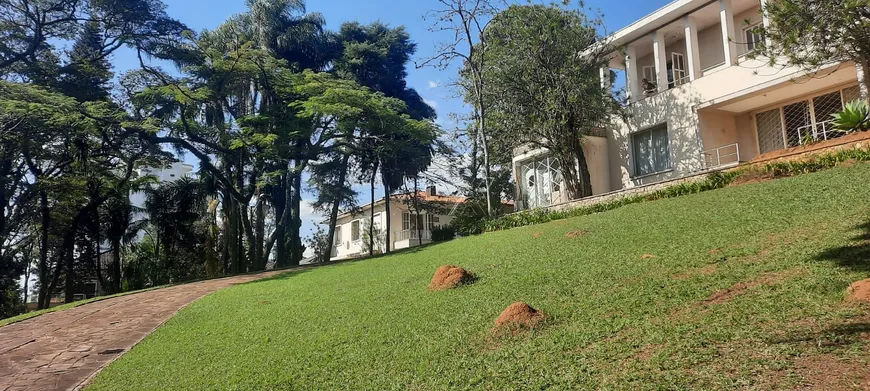 Foto 1 de Sobrado com 4 Quartos para venda ou aluguel, 765m² em Barro Branco, São Paulo