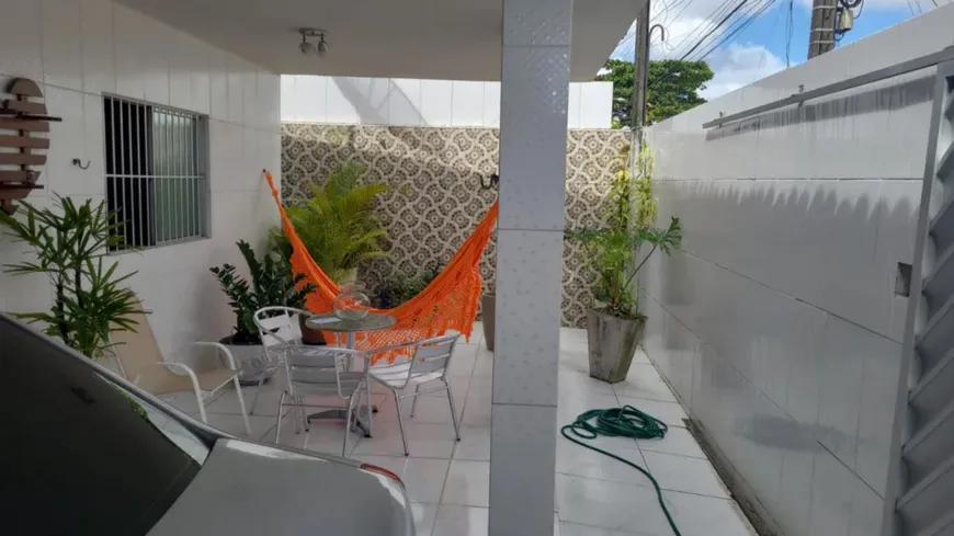 Foto 1 de Casa com 2 Quartos à venda, 190m² em Macaubas, Salvador