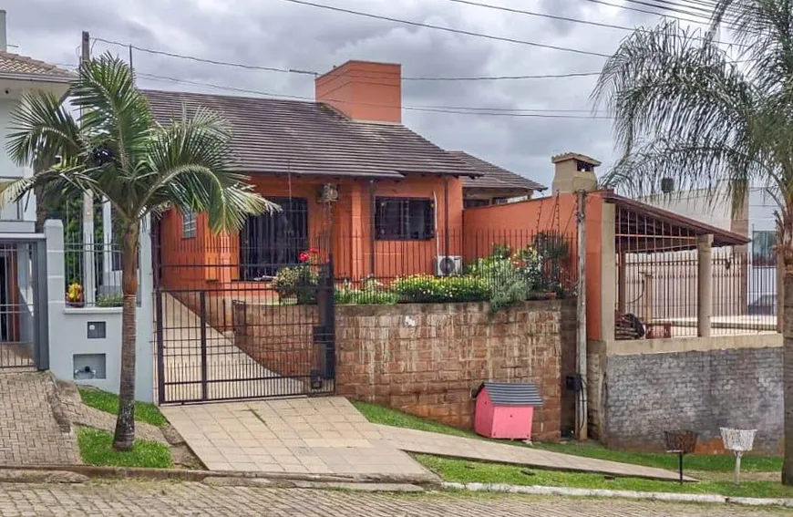 Foto 1 de Casa com 2 Quartos à venda, 165m² em Canudos, Novo Hamburgo