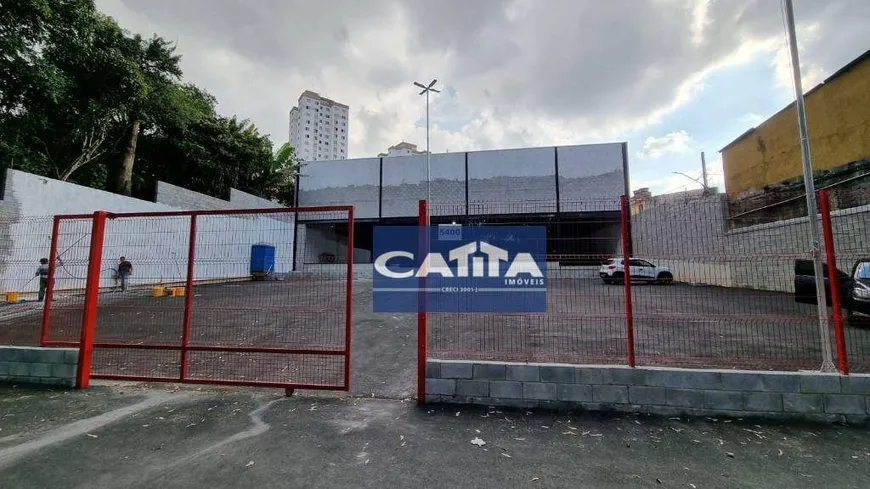 Foto 1 de Galpão/Depósito/Armazém para alugar, 900m² em Itaquera, São Paulo