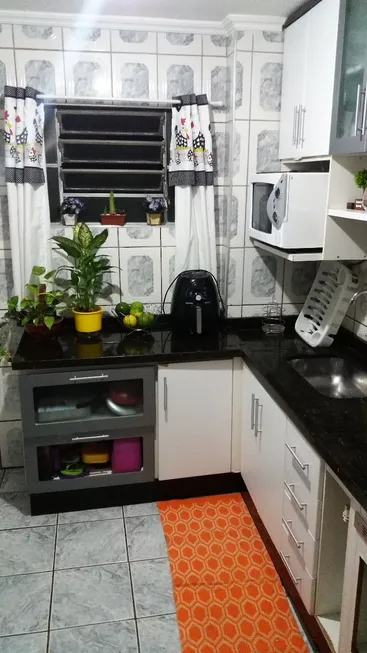 Foto 1 de Apartamento com 2 Quartos à venda, 48m² em Parque Pinheiros, Taboão da Serra