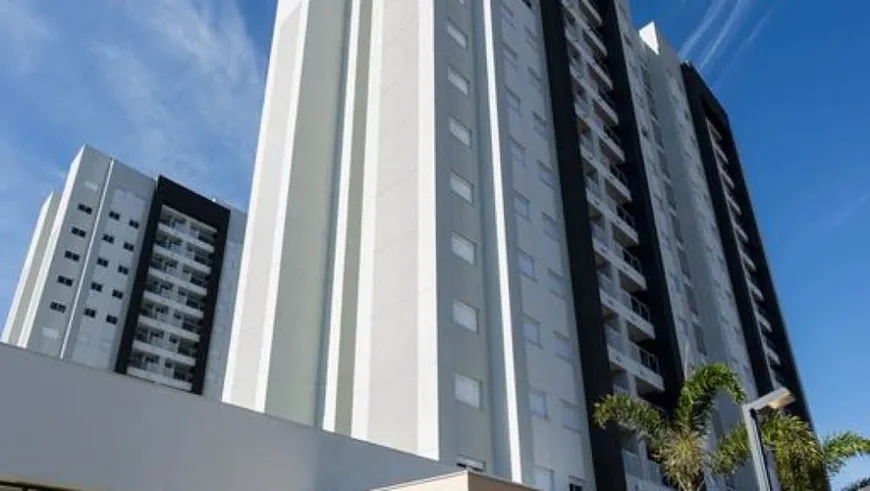 Foto 1 de Apartamento com 3 Quartos à venda, 71m² em Vitoria, Londrina