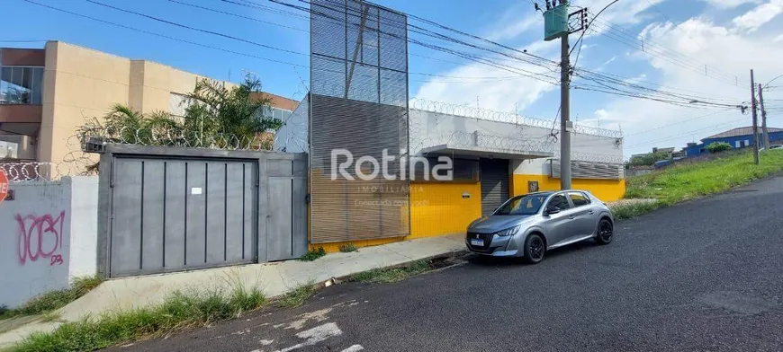 Foto 1 de Ponto Comercial para alugar, 150m² em Tabajaras, Uberlândia