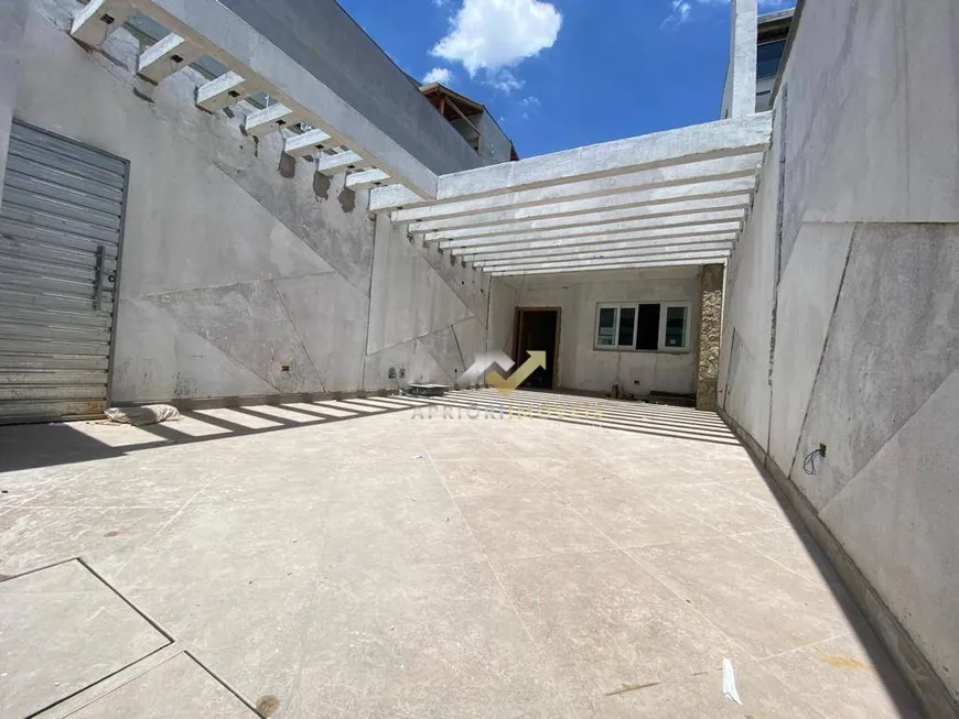 Foto 1 de Sobrado com 4 Quartos à venda, 260m² em Parque das Nações, Santo André