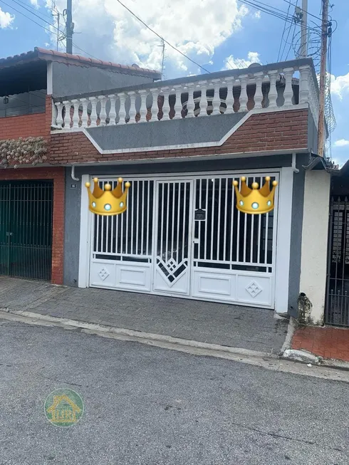 Foto 1 de Sobrado com 3 Quartos à venda, 220m² em Vila Galvão, Guarulhos