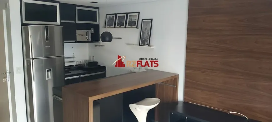 Foto 1 de Flat com 1 Quarto para alugar, 45m² em Vila Olímpia, São Paulo