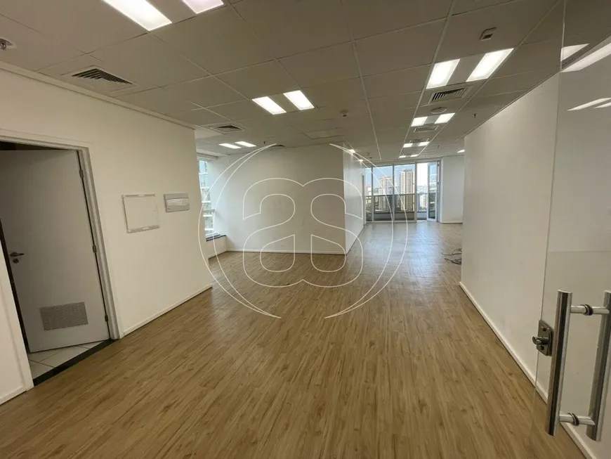 Foto 1 de Sala Comercial para alugar, 102m² em Jardim das Acacias, São Paulo