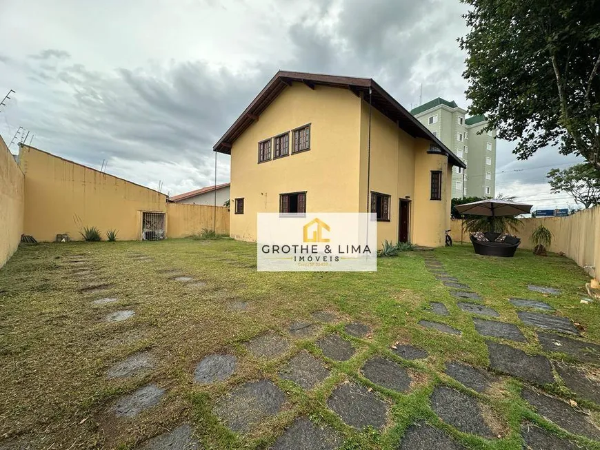 Foto 1 de Sobrado com 5 Quartos à venda, 230m² em Jardim Alvorada, São José dos Campos