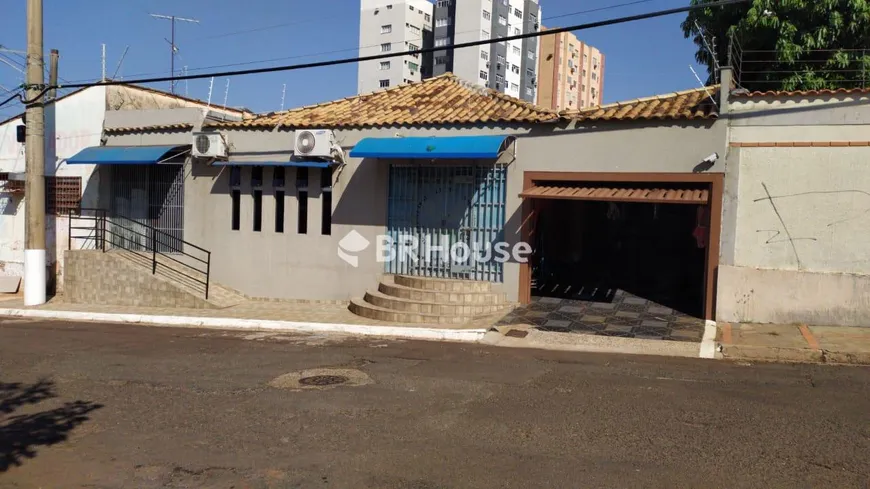 Foto 1 de Casa de Condomínio com 3 Quartos à venda, 420m² em Cabreúva, Campo Grande
