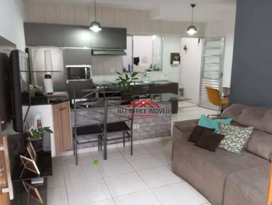 Foto 1 de Casa com 2 Quartos à venda, 50m² em Vila Iracema, São José dos Campos