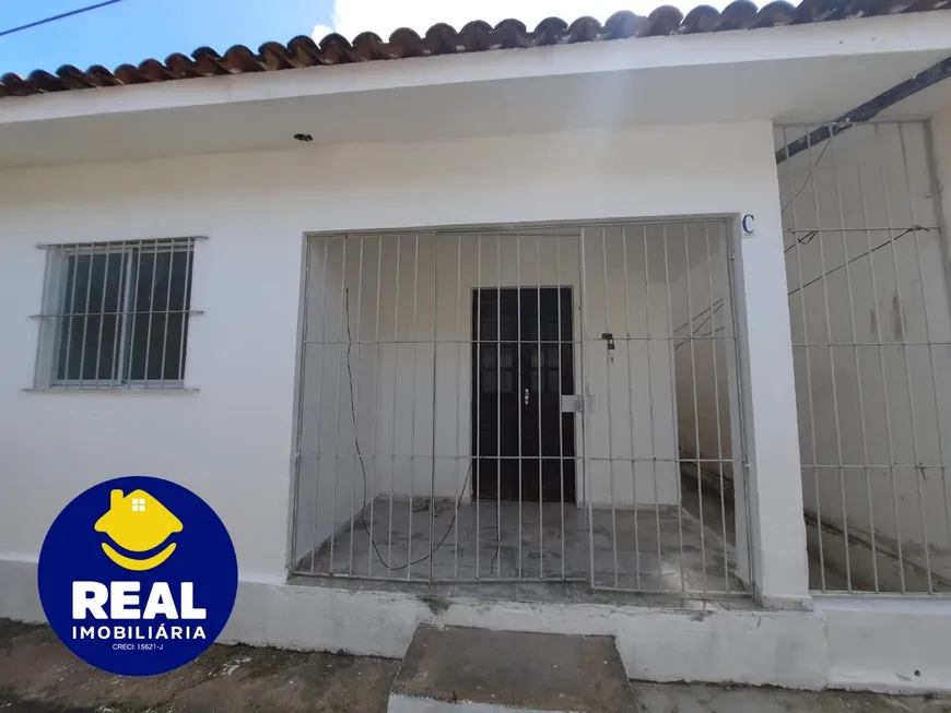 Foto 1 de Casa com 2 Quartos à venda, 54m² em Pau Amarelo, Paulista