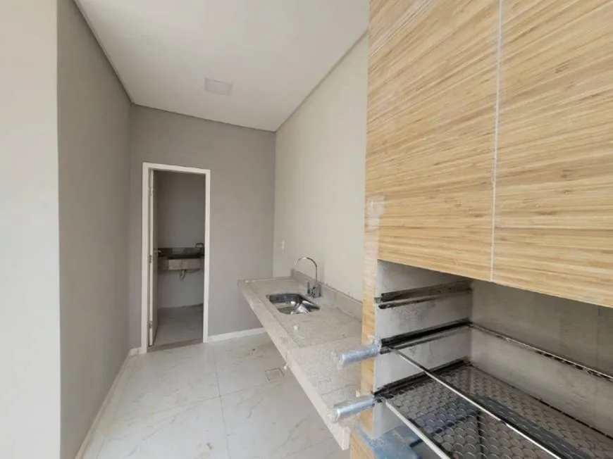 Foto 1 de Casa com 2 Quartos à venda, 80m² em Itapuã, Salvador