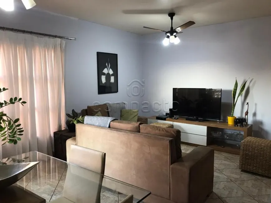 Foto 1 de Apartamento com 3 Quartos à venda, 110m² em Jardim Pinheiros, São José do Rio Preto