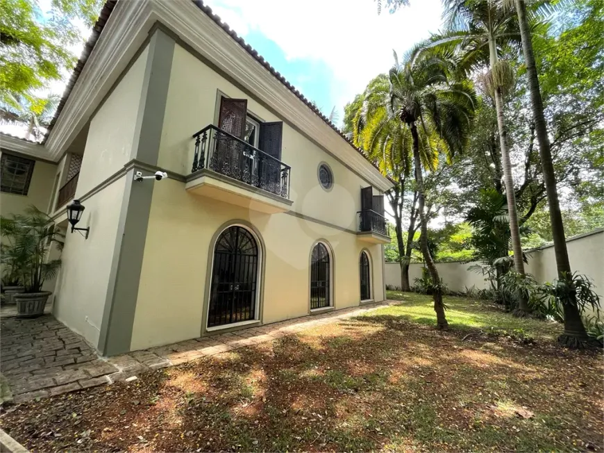 Foto 1 de Casa com 5 Quartos para venda ou aluguel, 620m² em Jardim América, São Paulo