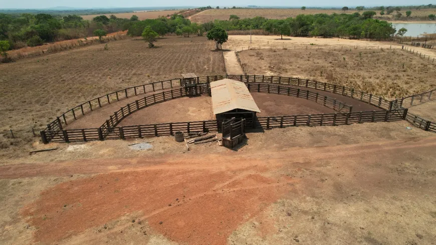 Foto 1 de Fazenda/Sítio à venda, 15890000m² em Zona Rural, Canarana