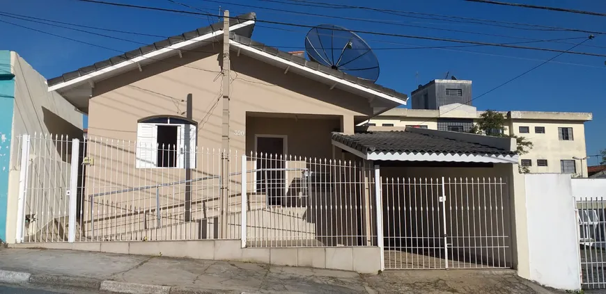 Foto 1 de Casa com 2 Quartos à venda, 200m² em Braz Cubas, Mogi das Cruzes