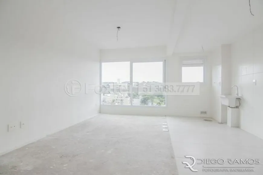 Foto 1 de Apartamento com 3 Quartos à venda, 76m² em Menino Deus, Porto Alegre