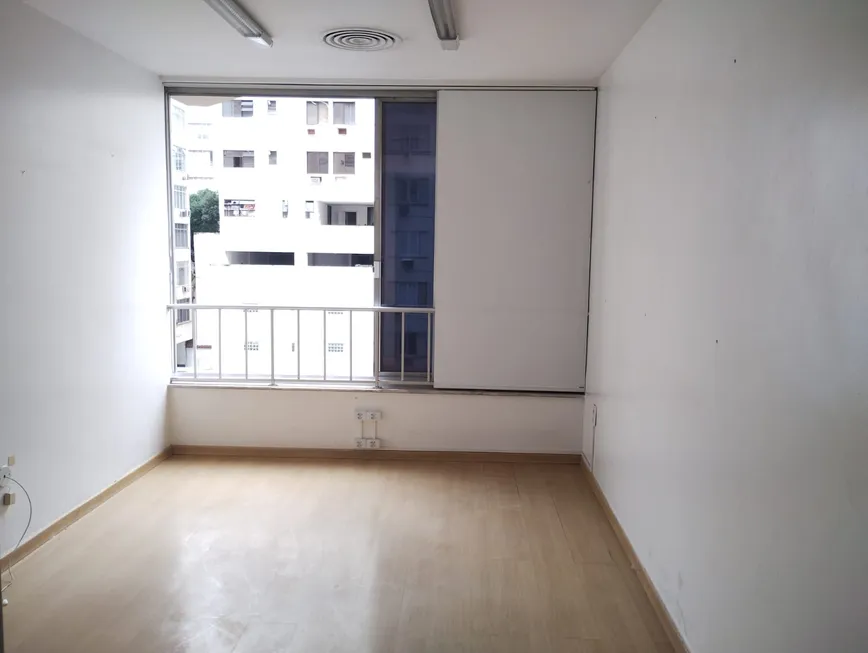 Foto 1 de Sala Comercial para alugar, 35m² em Copacabana, Rio de Janeiro