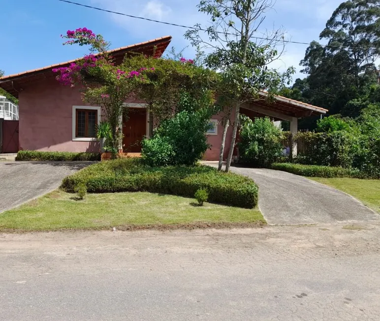 Foto 1 de Casa de Condomínio com 3 Quartos à venda, 288m² em Granja Viana, Carapicuíba