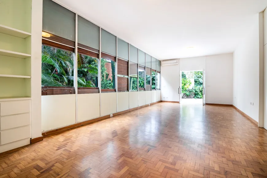 Foto 1 de Casa com 5 Quartos à venda, 764m² em Jardins, São Paulo