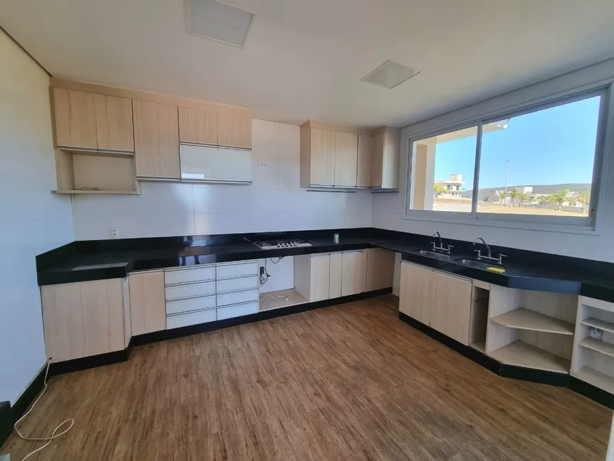 Foto 1 de Casa de Condomínio com 4 Quartos para alugar, 280m² em Condominio Alphaville, Nova Lima