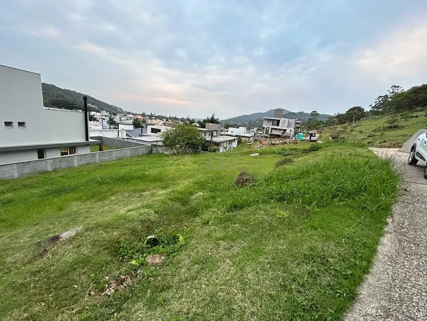 Foto 1 de Lote/Terreno à venda, 390m² em Cachoeira do Bom Jesus, Florianópolis