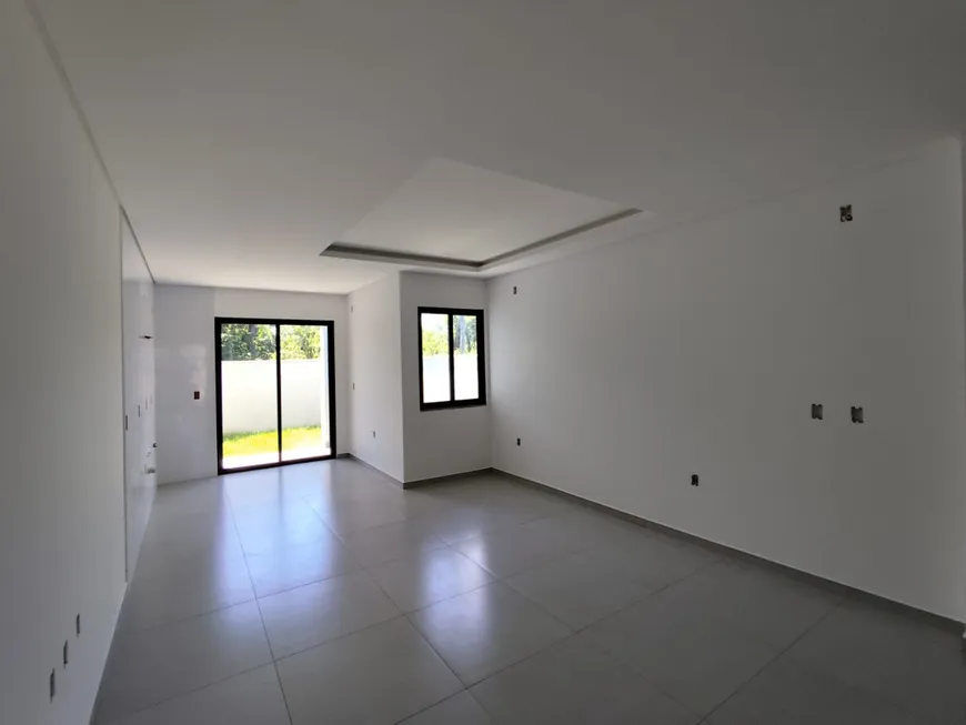 Foto 1 de Casa com 3 Quartos à venda, 117m² em Forquilhinhas, São José