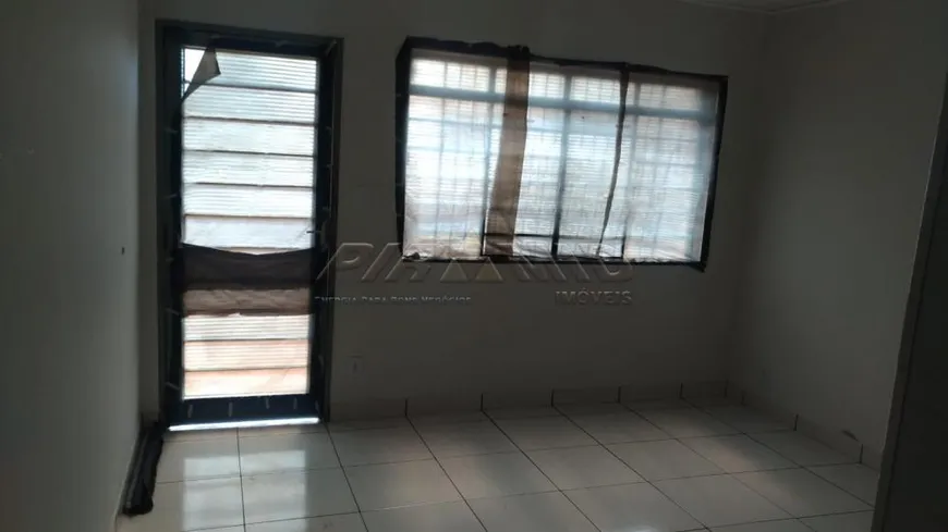Foto 1 de Casa com 2 Quartos para alugar, 114m² em Ipiranga, Ribeirão Preto