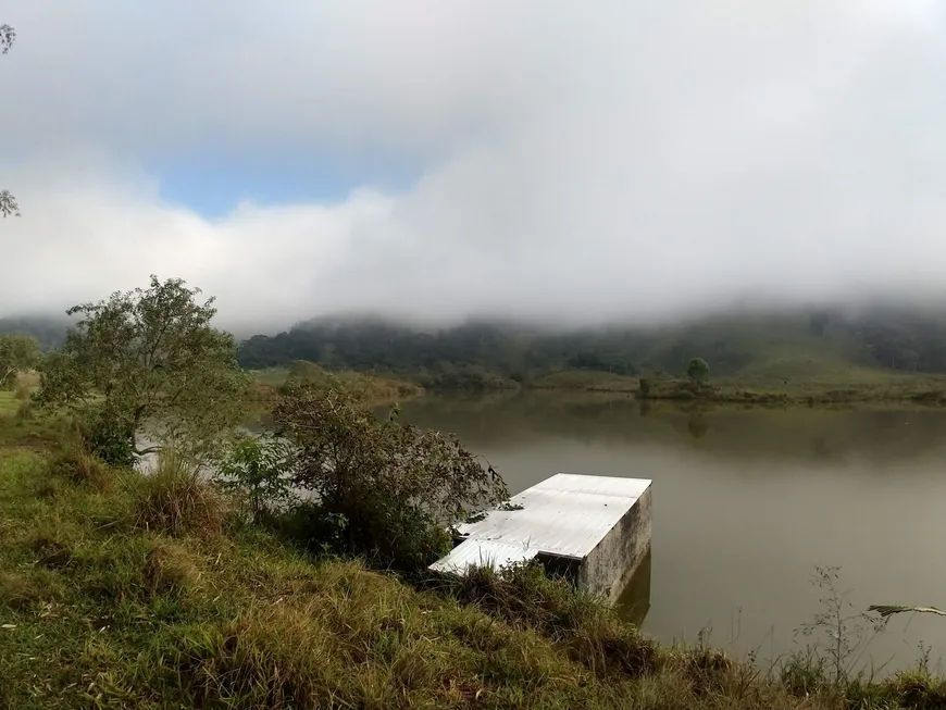 Foto 1 de Fazenda/Sítio à venda, 480000m² em Zona Rural, Cachoeiras de Macacu