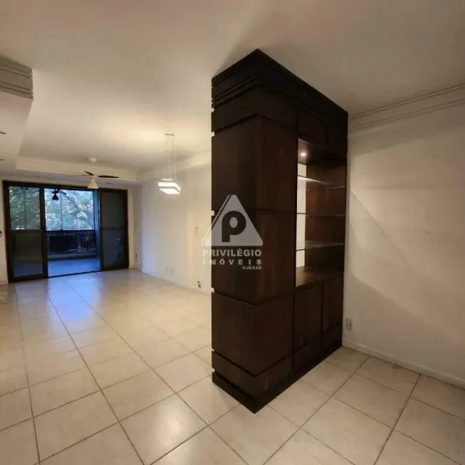 Foto 1 de Apartamento com 3 Quartos à venda, 110m² em Recreio Dos Bandeirantes, Rio de Janeiro