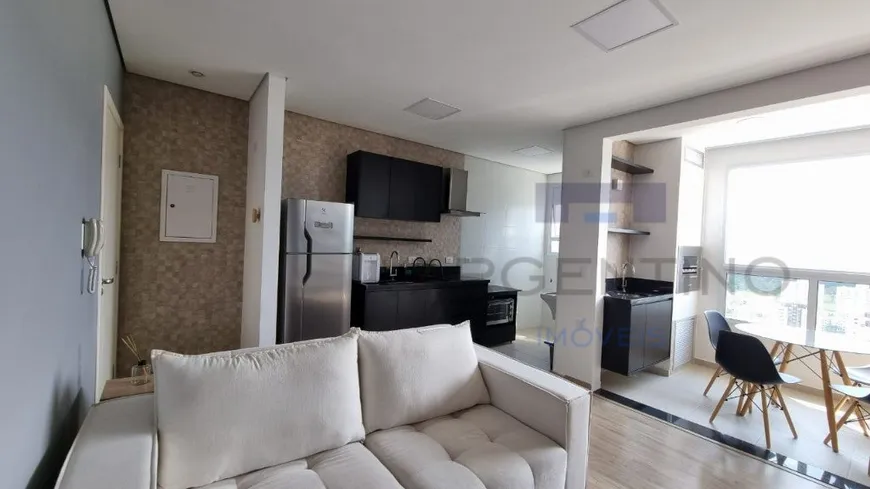 Foto 1 de Apartamento com 1 Quarto para alugar, 42m² em Loteamento Mogilar, Mogi das Cruzes