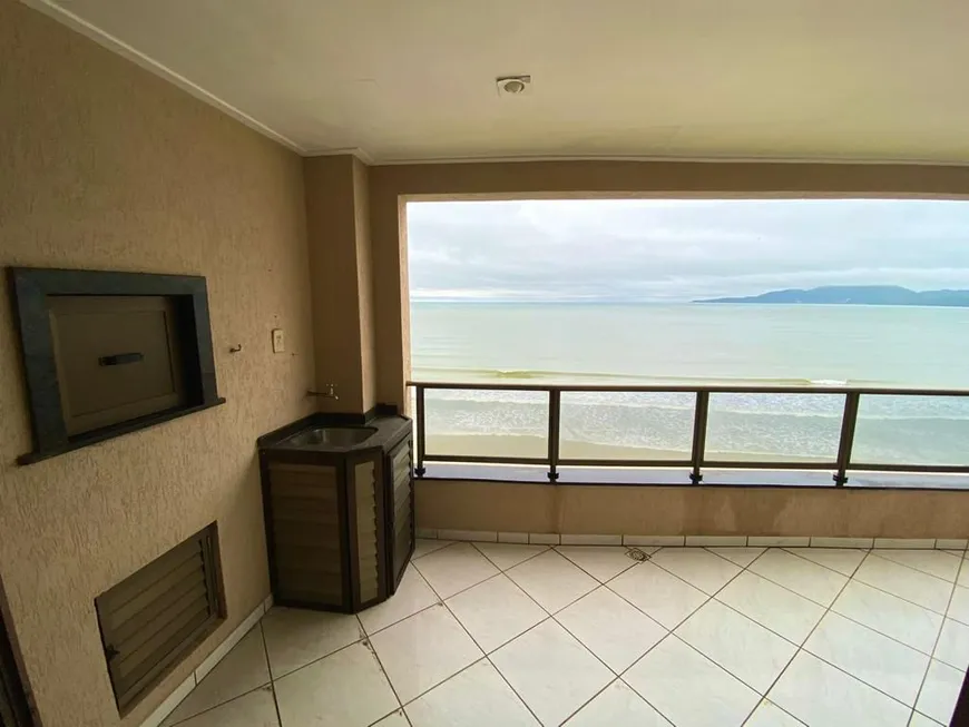 Foto 1 de Apartamento com 3 Quartos à venda, 100m² em Meia Praia, Itapema