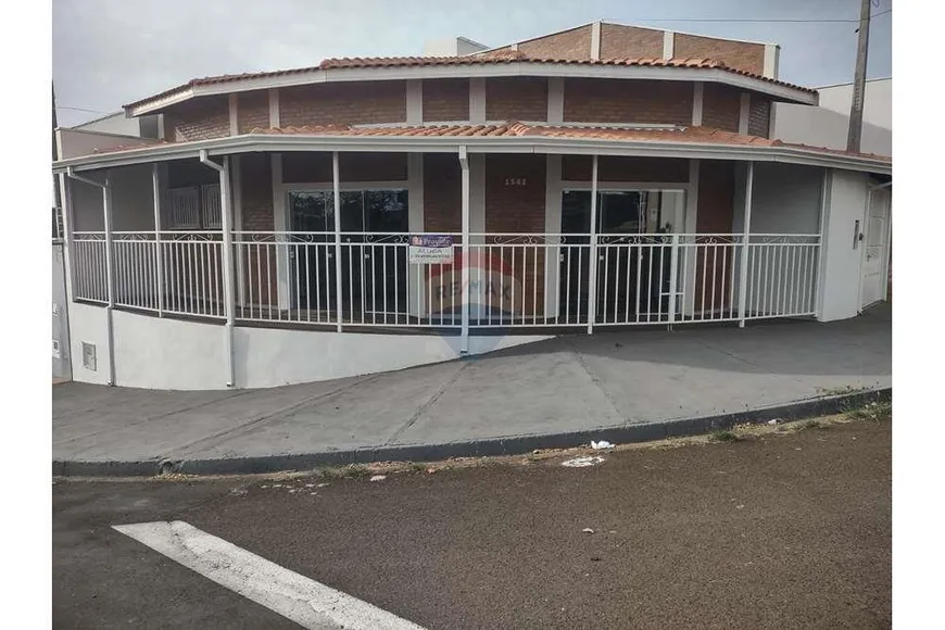 Foto 1 de Ponto Comercial para alugar, 200m² em Jardim Ype, Botucatu