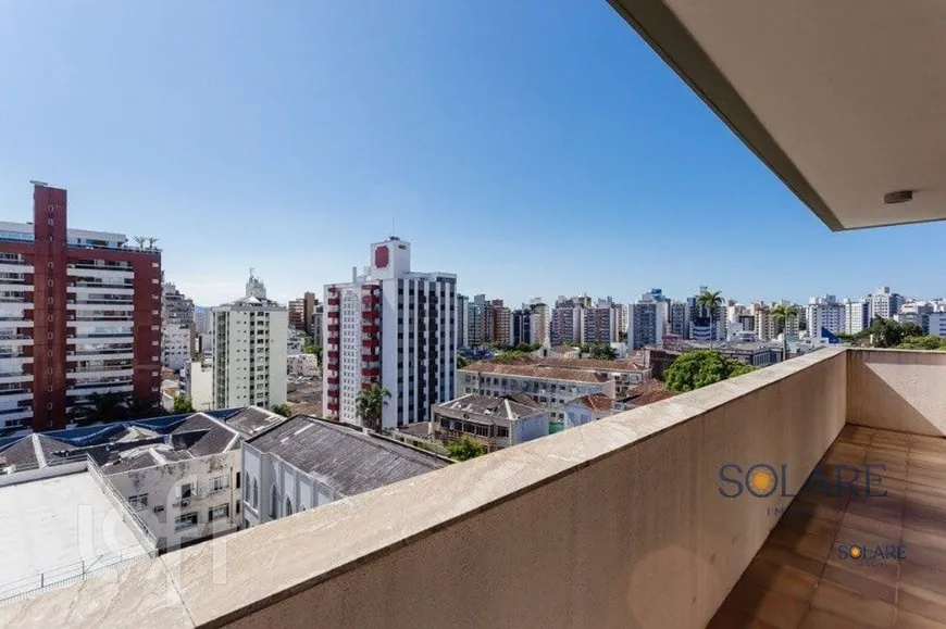 Foto 1 de Apartamento com 4 Quartos à venda, 137m² em Centro, Florianópolis