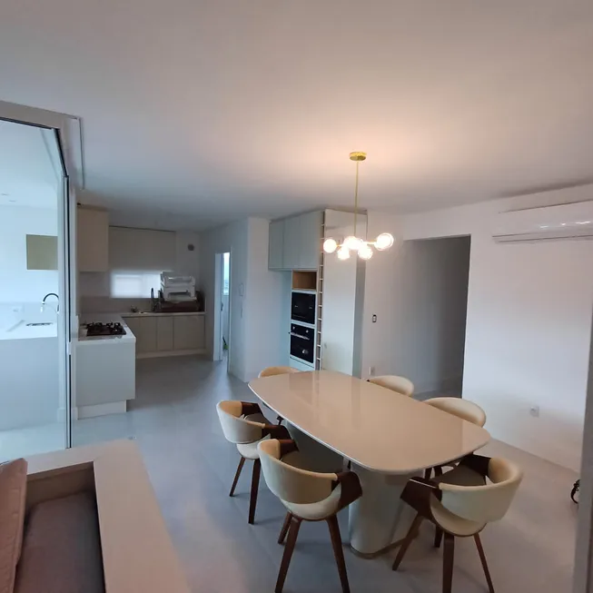 Foto 1 de Apartamento com 3 Quartos à venda, 130m² em Perequê, Porto Belo