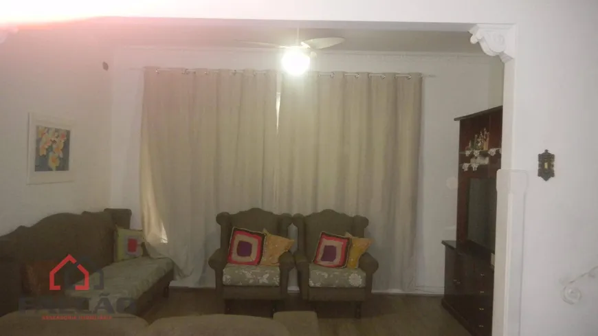 Foto 1 de Casa com 4 Quartos à venda, 200m² em Marapé, Santos