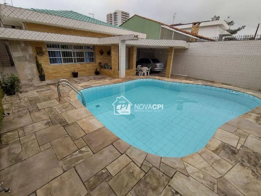 Foto 1 de Casa com 4 Quartos à venda, 225m² em Canto do Forte, Praia Grande