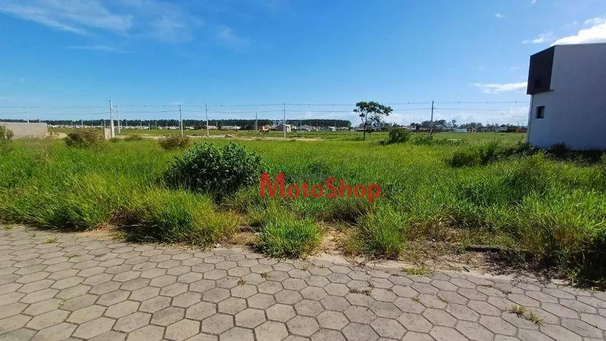 Foto 1 de Lote/Terreno à venda, 405m² em Caverazinho, Araranguá